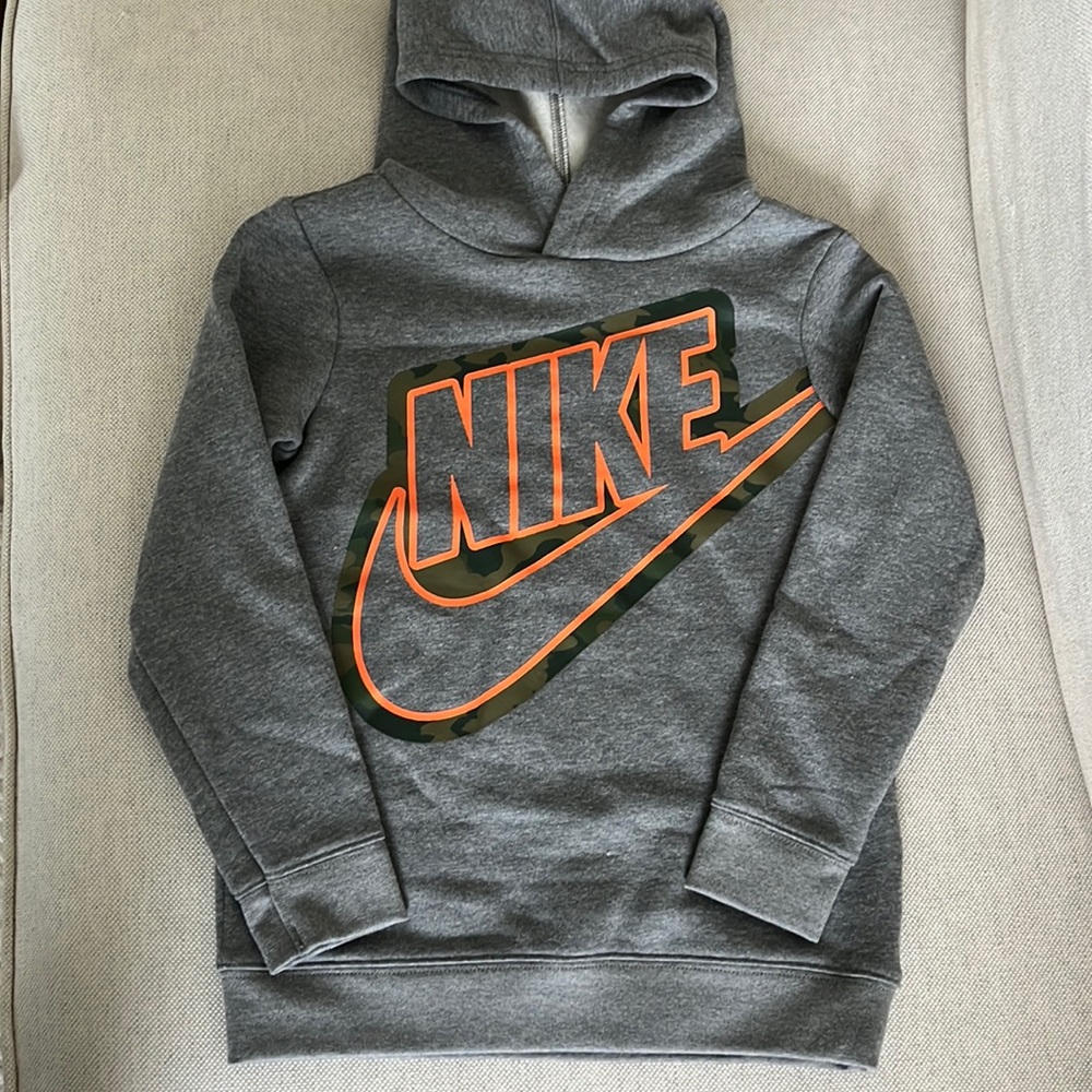 NWOT Nike Boys Fleece Pullover